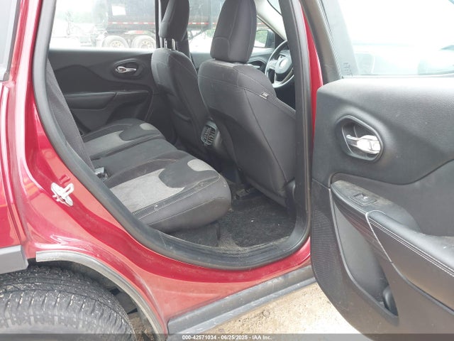 1C4PJMAB2FW708811 Jeep 2015