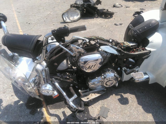 INDIAN MOTORCYCLE CO. Chief Classic 2016 56KCCCAA9G3337914 Image 16