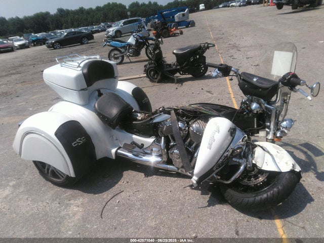 INDIAN MOTORCYCLE CO. Chief Classic 2016 56KCCCAA9G3337914 Image 11