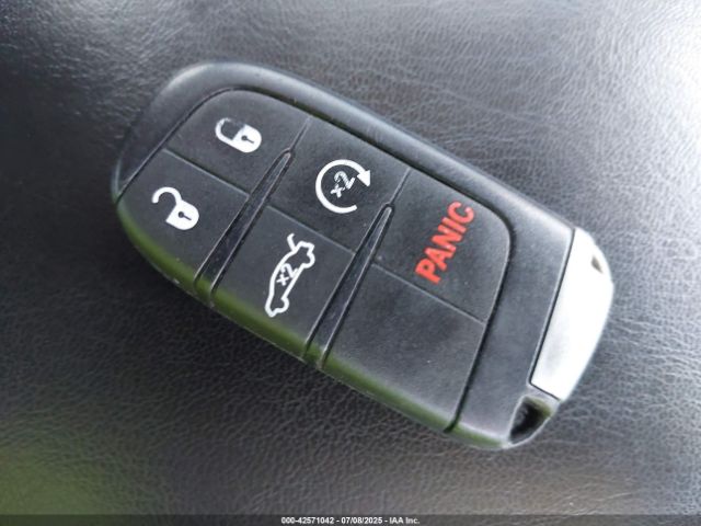 2017 CHRYSLER 300C 2C3CCAKG7HH637483 Photo 10