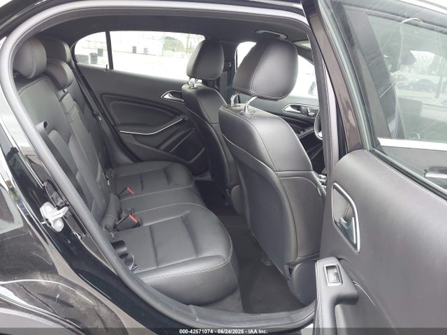 WDCTG4EB1LJ650264 Mercedes-Benz m270
