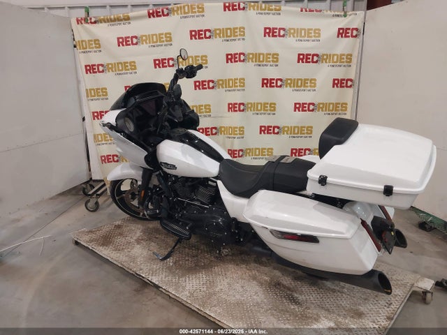 Harley-Davidson Milwaukee-eight 2024 1HD1KH712RB660746 Image 3
