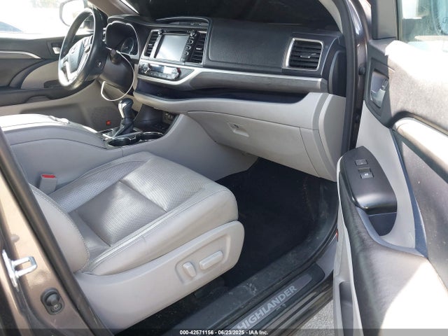 5TDDZRFHXHS360717 Toyota 2gr-fks