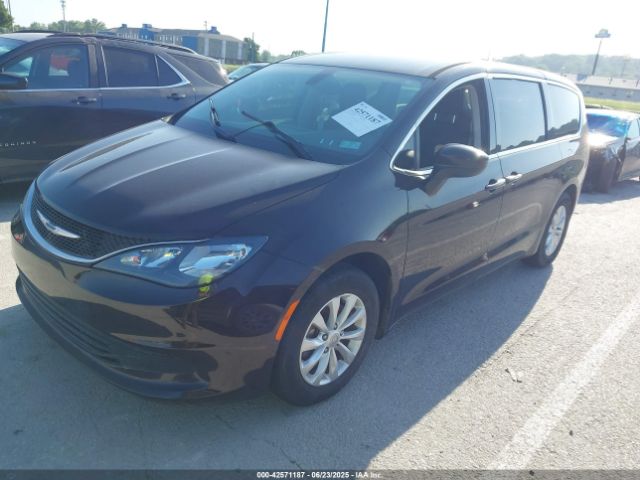 2C4RC1DG7HR705522 Chrysler 2017
