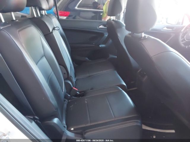 2019 VOLKSWAGEN TIGUAN 3VV2B7AX4KM194301 Photo 7