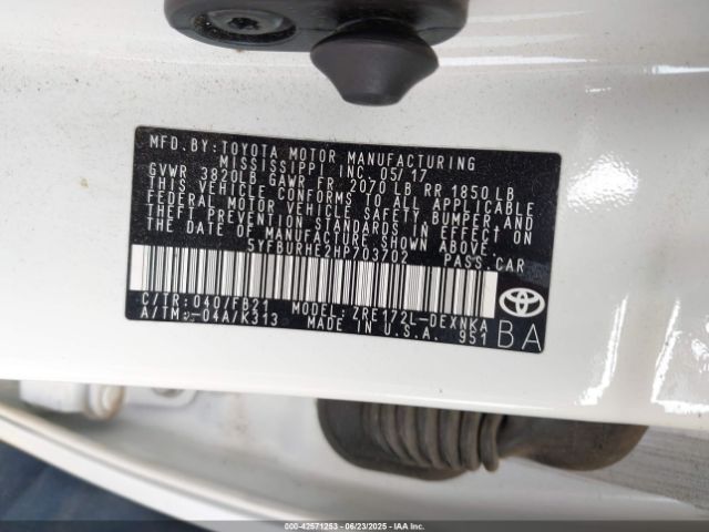 2017 TOYOTA COROLLA 5YFBURHE2HP703702 Photo 8
