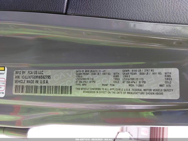 1C4JJXFG8MW842795 Jeep 2021