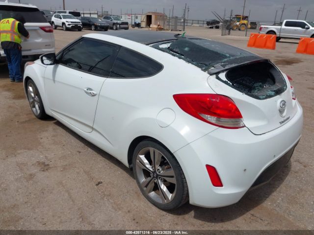 2016 HYUNDAI VELOSTER KMHTC6AD8GU253428 Photo 2