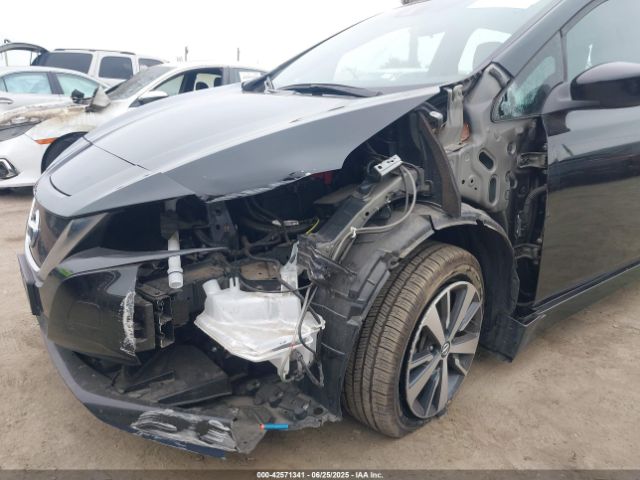 2022 NISSAN LEAF 1N4BZ1BV3NC556392 Photo 5