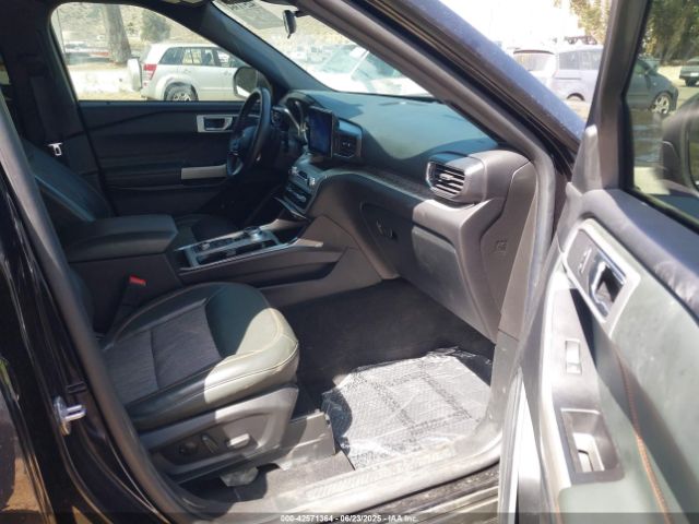 2021 FORD EXPLORER 1FMSK8JH2MGC18052 Photo 4