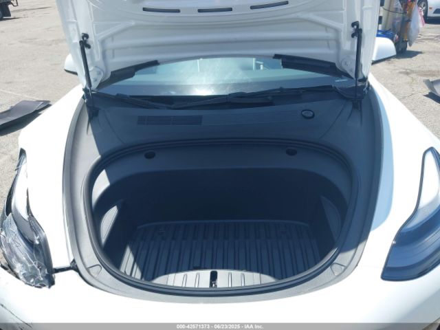 2023 TESLA MODEL 3 5YJ3E1EA6PF603133 Photo 9