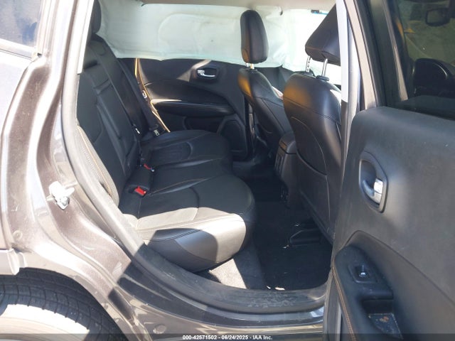 Jeep 2019 2019 3C4NJDCB3KT780668 Image 8