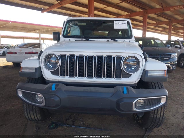 1C4RJXP6XRW303840 Jeep Wrangler