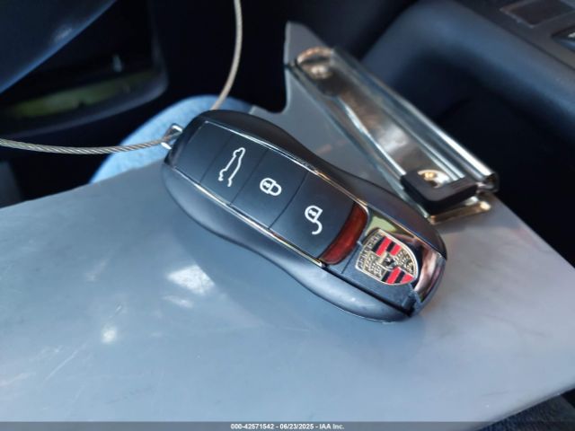 2016 PORSCHE MACAN WP1AB2A51GLB51683 Photo 10