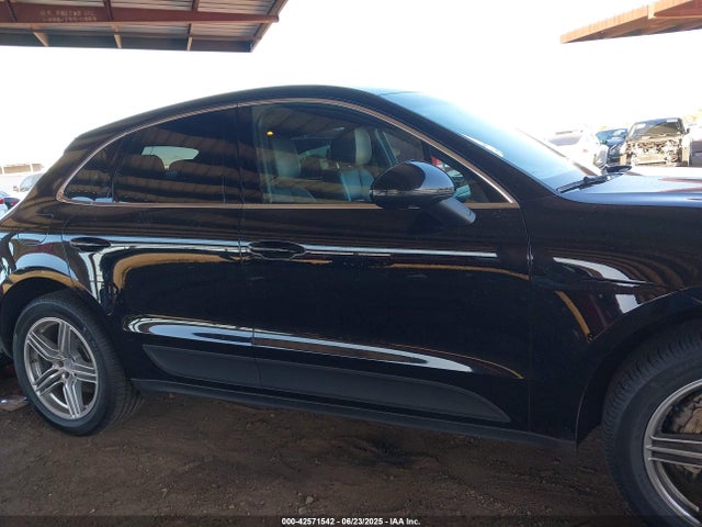 Porsche Macan 2016 WP1AB2A51GLB51683 Image 14