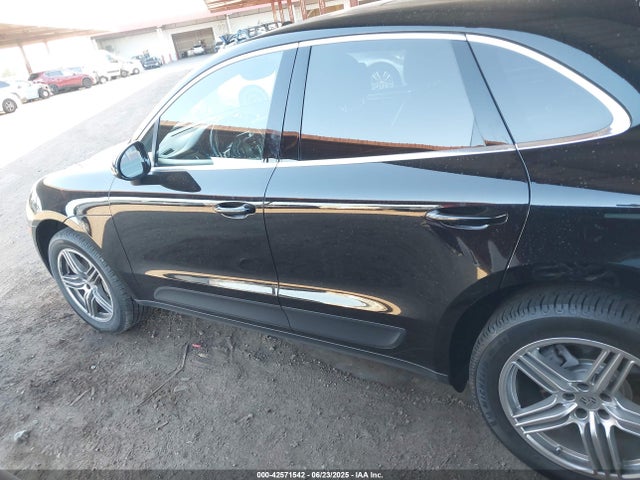 Porsche Macan 2016 WP1AB2A51GLB51683 Image 15