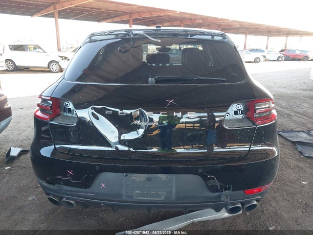 Porsche Macan 2016 WP1AB2A51GLB51683 Image 17