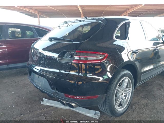 2016 PORSCHE MACAN WP1AB2A51GLB51683 Photo 5