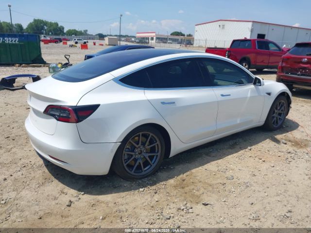 2018 TESLA MODEL 3 5YJ3E1EA6JF023078 Photo 3