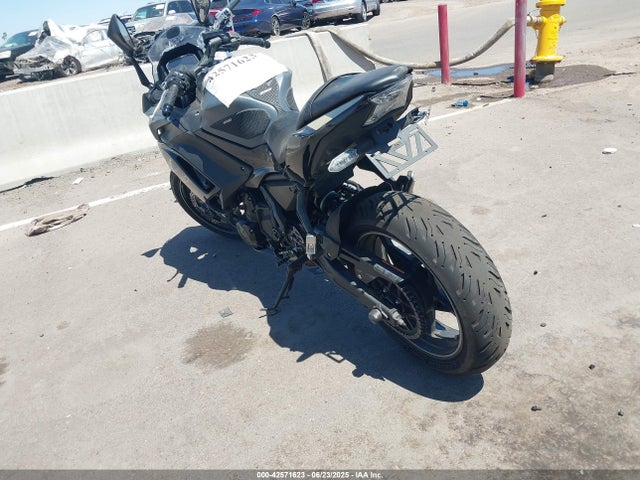 Kawasaki Ninja 650 2024 ML5EXEP13RDAD4011 Image 3