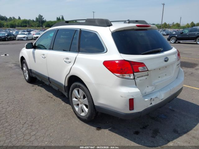 2013 SUBARU OUTBACK 4S4BRBKC3D3322844 Photo 2