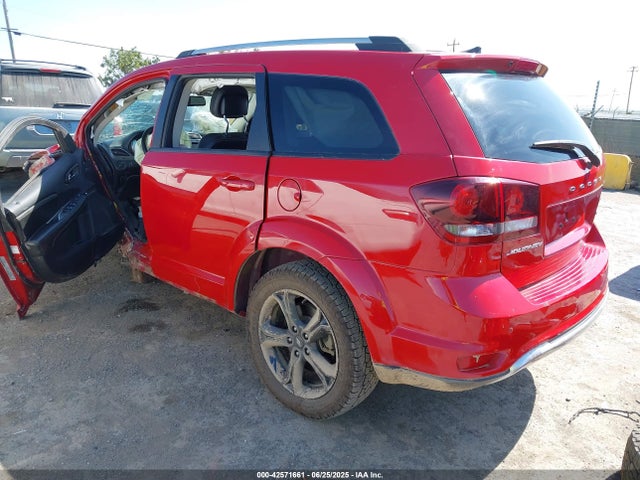 Dodge Journey Crossroad 2020 3C4PDCGB9LT267950 Image 3