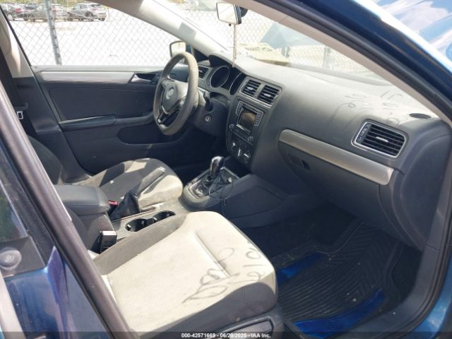 3VW2B7AJ6HM327219 Volkswagen 1.4 tsi