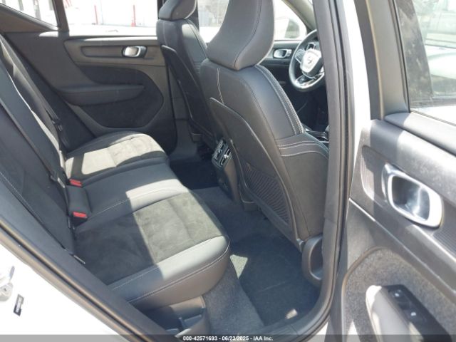 2022 VOLVO XC40 RECHARGE PURE ELECTRIC YV4ED3UR9N2713525 Photo 7