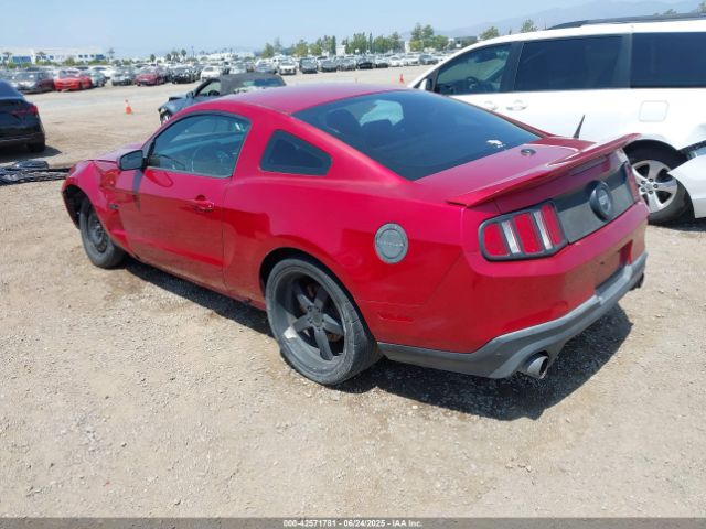 2011 FORD MUSTANG 1ZVBP8CF1B5138152 Photo 2