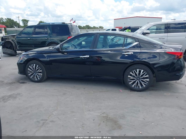Nissan 2025 2025 1N4BL4DV6SN316561 Image 14