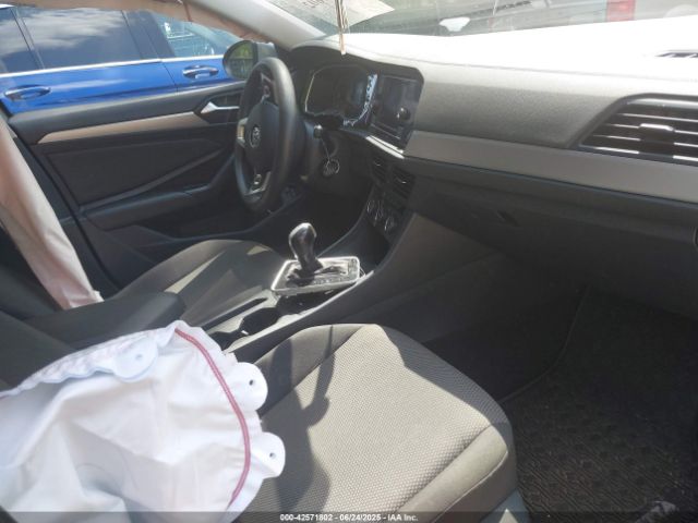 2021 VOLKSWAGEN JETTA 3VWC57BU3MM083009 Photo 4