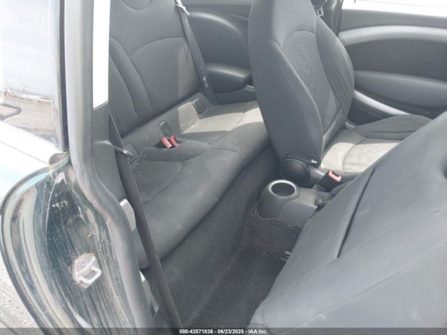 2010 MINI COOPER WMWMF3C52ATU79026 Photo 7