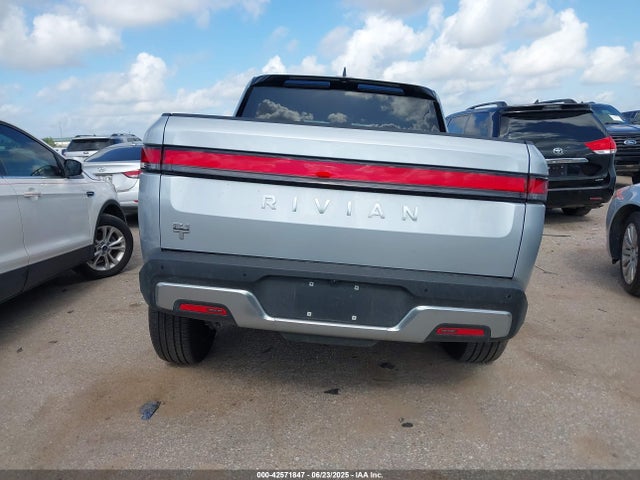Rivian 2024 2024 7FCTGBAA5RN031637 Image 16