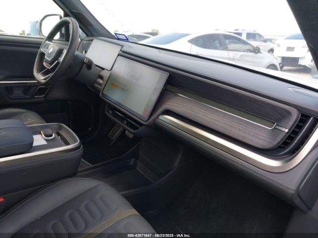2024 RIVIAN R1T 7FCTGBAA5RN031637 Photo 4