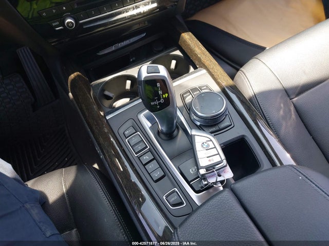 5UXKT0C56J0W02991 BMW 2018