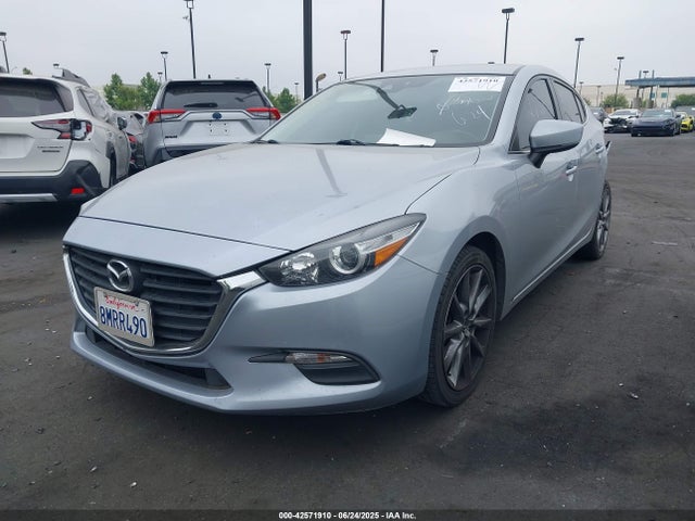 3MZBN1V32JM201221 Mazda py