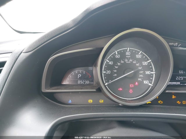 3MZBN1V32JM201221 Mazda py