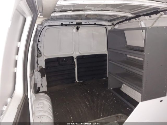 2010 GMC SAVANA 1500 1GTUHAD41A1141457 Photo 7