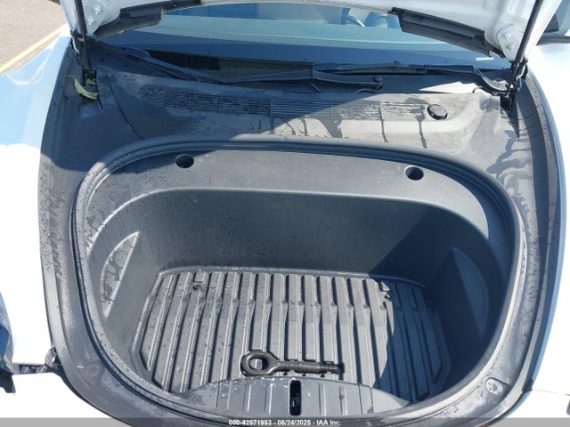 2023 TESLA MODEL 3 5YJ3E1EC9PF507353 Photo 9