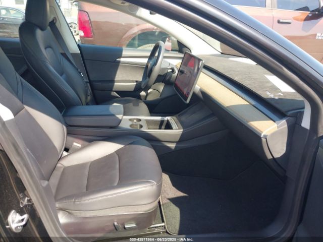 2021 TESLA MODEL 3 5YJ3E1EA3MF977601 Photo 4