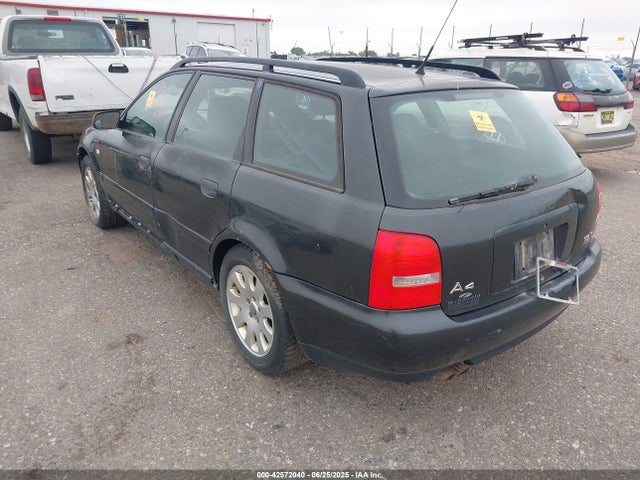 1999 AUDI A4 WAUGB28D3XA309541 Photo 2