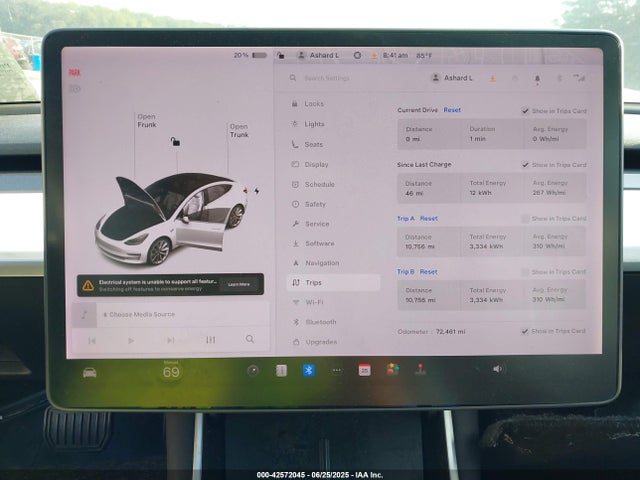 5YJ3E1EA4KF444945 Tesla 2019