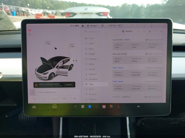 5YJ3E1EA4KF444945 Tesla 2019