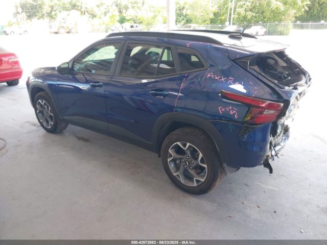 2024 CHEVROLET TRAX KL77LHE29RC094239 Photo 2