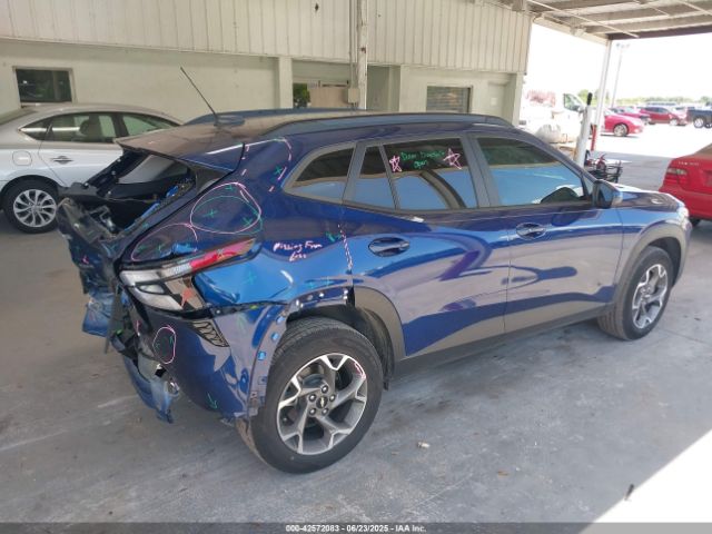 2024 CHEVROLET TRAX KL77LHE29RC094239 Photo 3