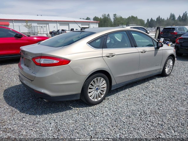 Ford 2015 2015 3FA6P0UU3FR170662 Image 4