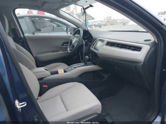 2017 HONDA HR-V 3CZRU5H54HG708942 Photo 4