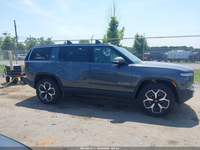 7PDSGBBA3PN028970 Rivian R1s