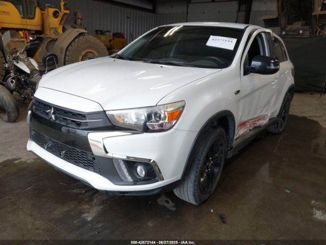 2018 MITSUBISHI OUTLANDER SPORT JA4AR3AU2JU005976 Photo 1