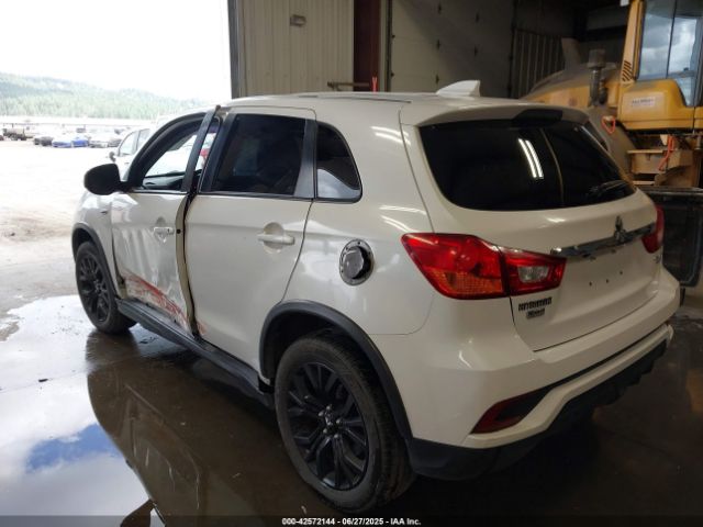 2018 MITSUBISHI OUTLANDER SPORT JA4AR3AU2JU005976 Photo 2